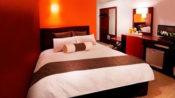 Desk, free WiFi, bed sheets