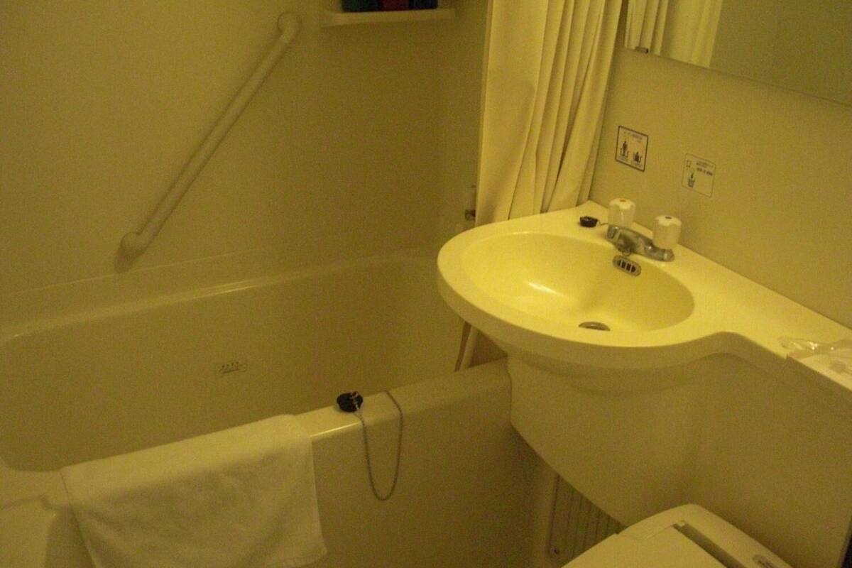 free toiletries, hair dryer, bathrobes, slippers