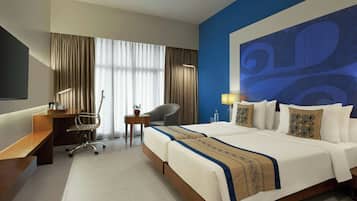 Room, 2 Twin Beds, City View | Minibar, in-room safe, desk, laptop workspace