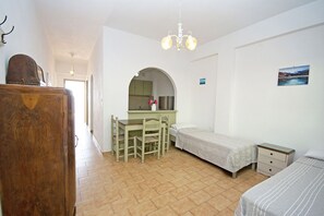 Living area - Panorama Apartments (Poros)