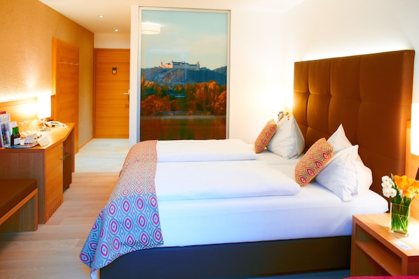 Hochwertige Bettwaren, Pillowtop-Betten, Minibar, Zimmersafe