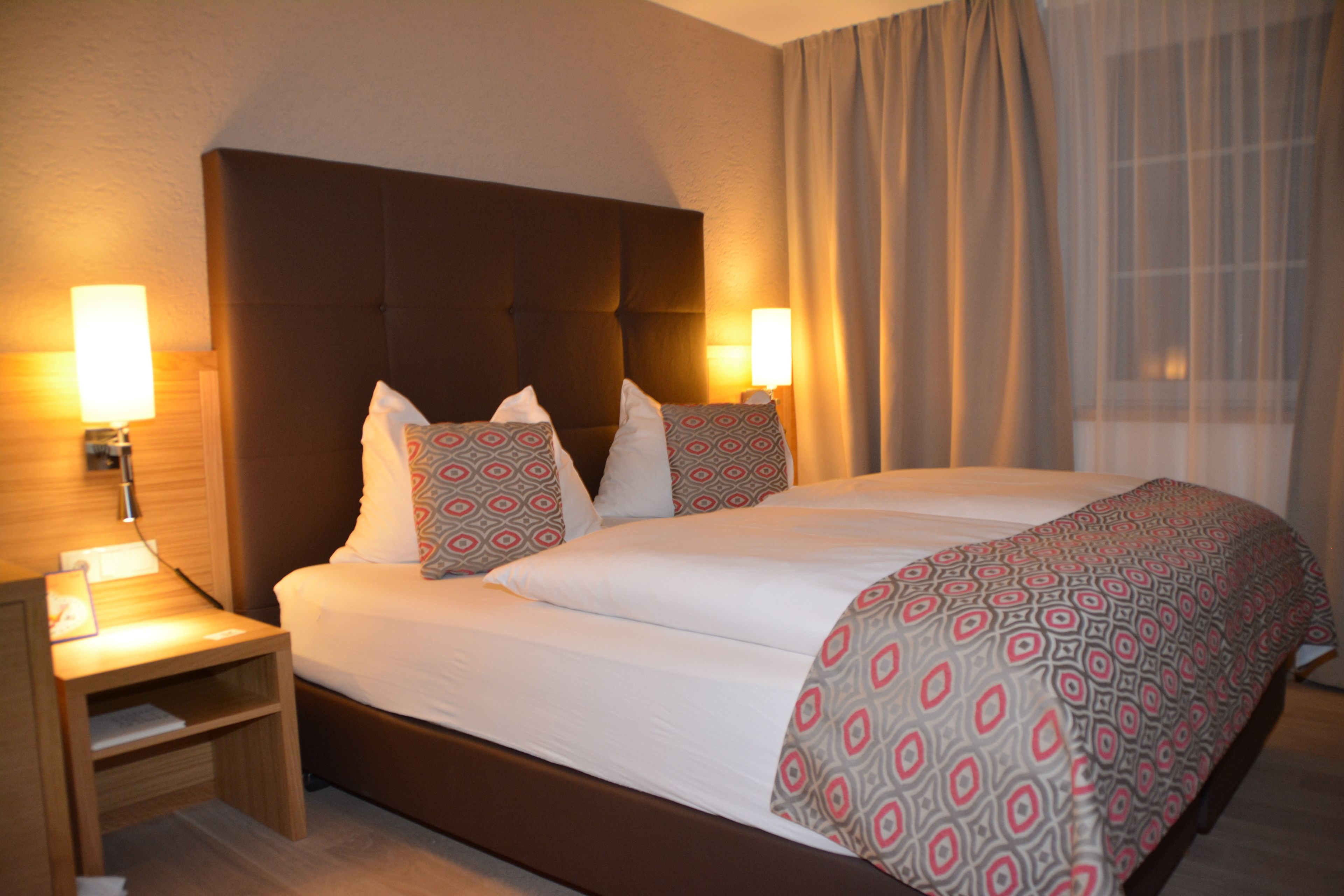 1 bedroom, premium bedding, pillow-top beds, minibar