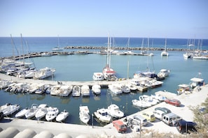 Marina - Villa Michalis (Santorini)