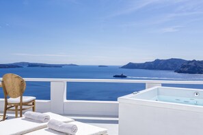 Villa, hot tub, uitzicht op zee (Pure Bliss Villa) | Terras