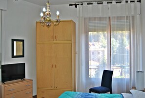 Desk, free WiFi - Hotel Chenno (Subbiano)