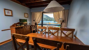 Apartment, Lake View (For 6 People) | Living room