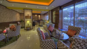 Coffee shop - Fortune Pearl Hotel, Deira (Dubai)