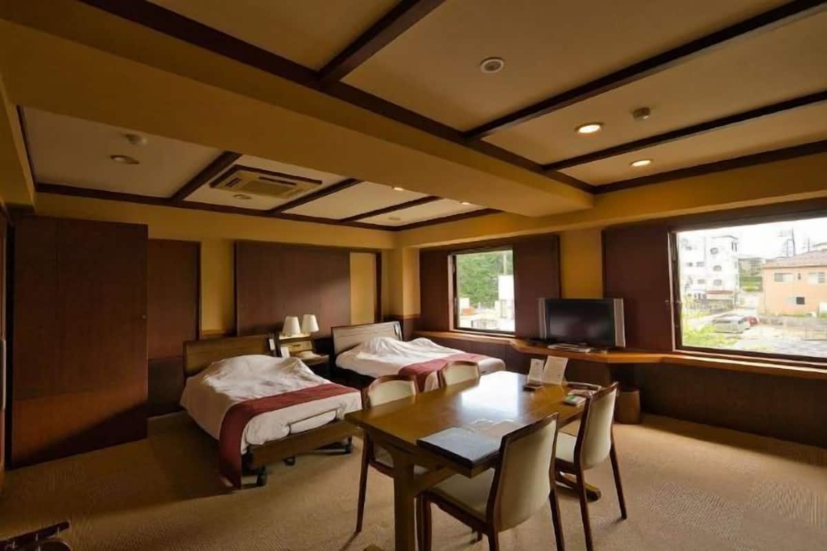 In-room safe, laptop workspace, free WiFi