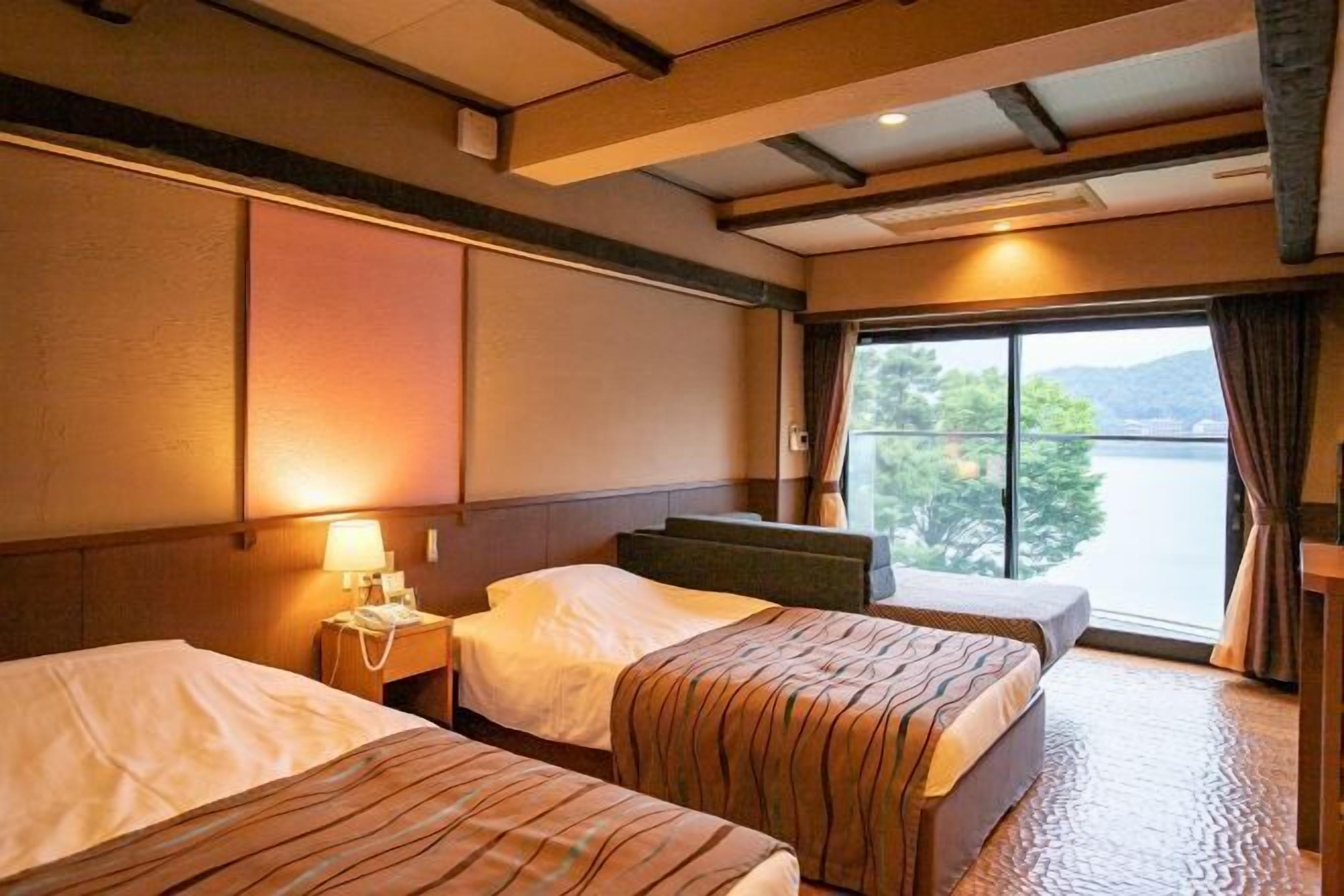 In-room safe, laptop workspace, free WiFi