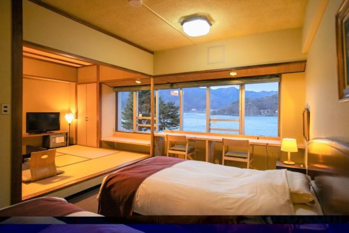 Lake View Japanese Western Style Room West Building