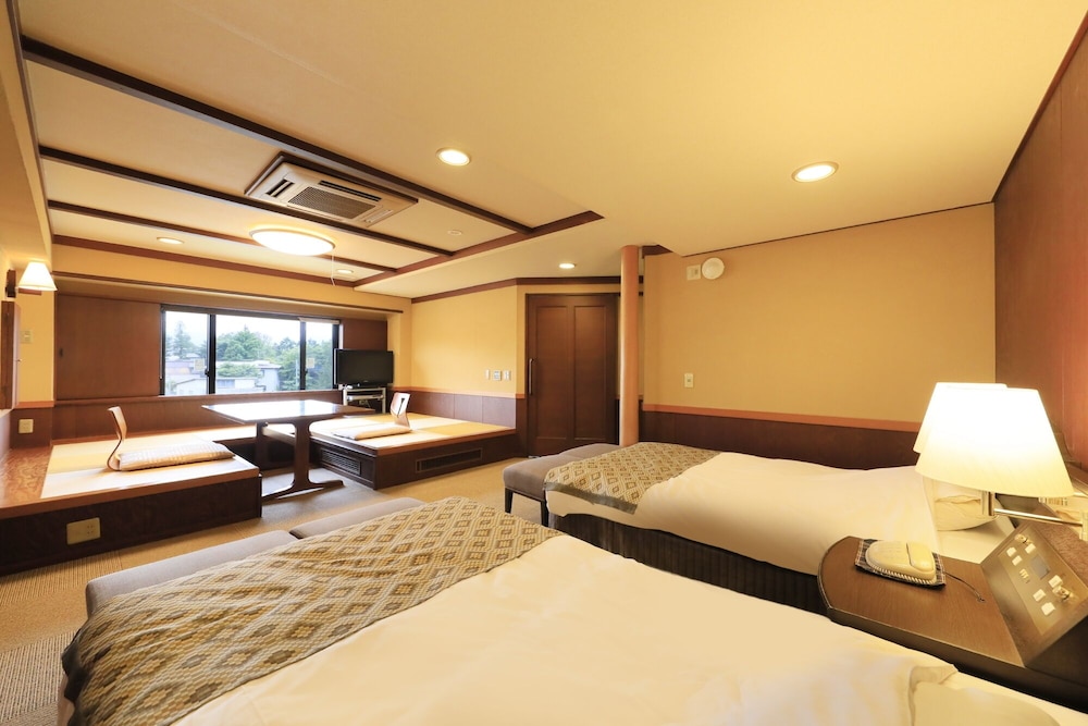 Fuji Lake Hotel by null