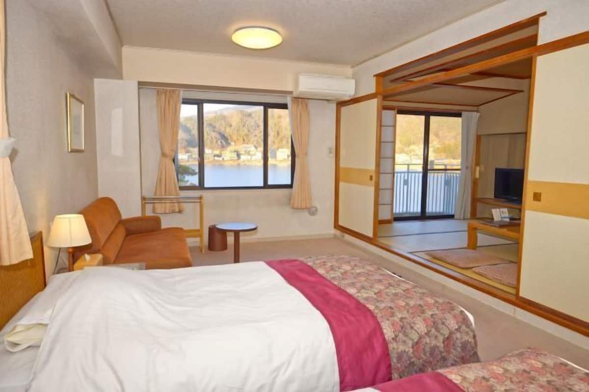 In-room safe, laptop workspace, free WiFi