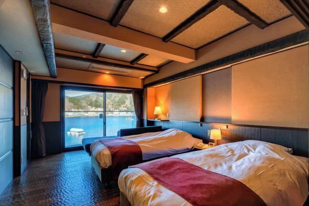 In-room safe, laptop workspace, free WiFi