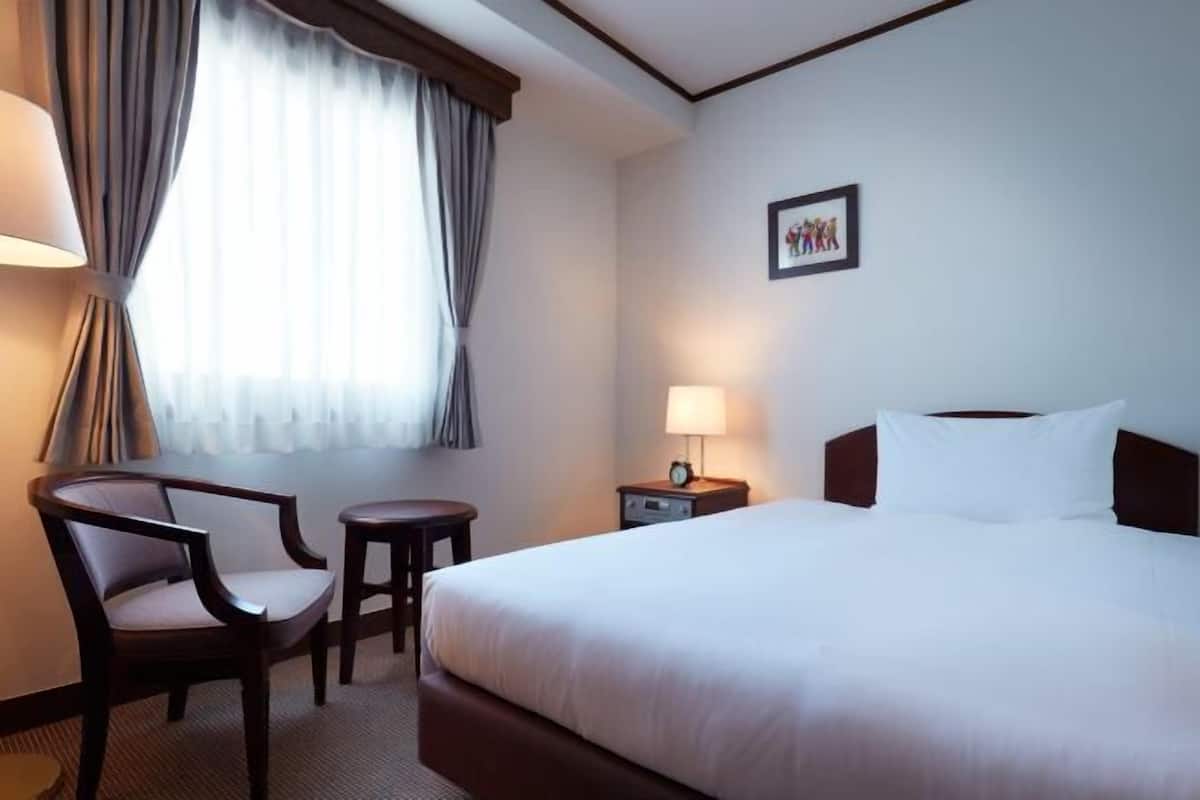 1 habitación, escritorio y insonorización