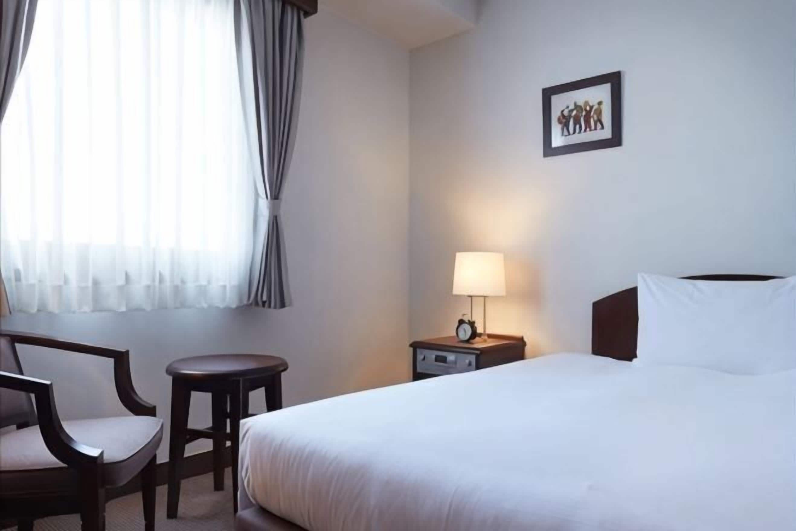 Desk, laptop workspace, soundproofing, iron/ironing board