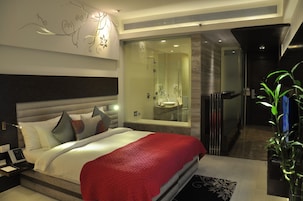 Super Deluxe | Premium bedding, minibar, in-room safe, individually furnished