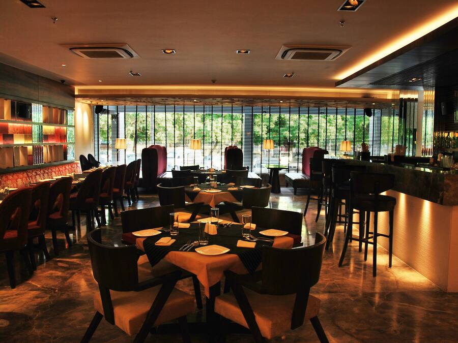 Breakfast, lunch served; international cuisine, al fresco dining