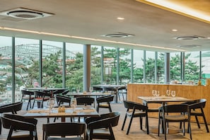 7 restaurants servant le petit déjeuner, spécialités Cuisine coréenne