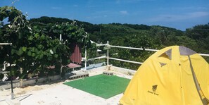 Rooftop terrace - Shiraho friends house (Ishigaki)