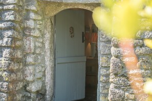 Exterior - Mennabroom (Bodmin)