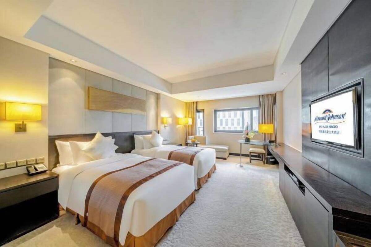 Minibar, in-room safe, desk, soundproofing