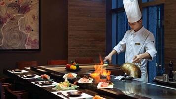 5 restaurants, lunch, dinner served; Mediterranean cuisine