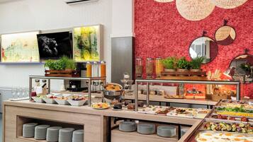 Desayuno buffet (CZK 414 por persona)