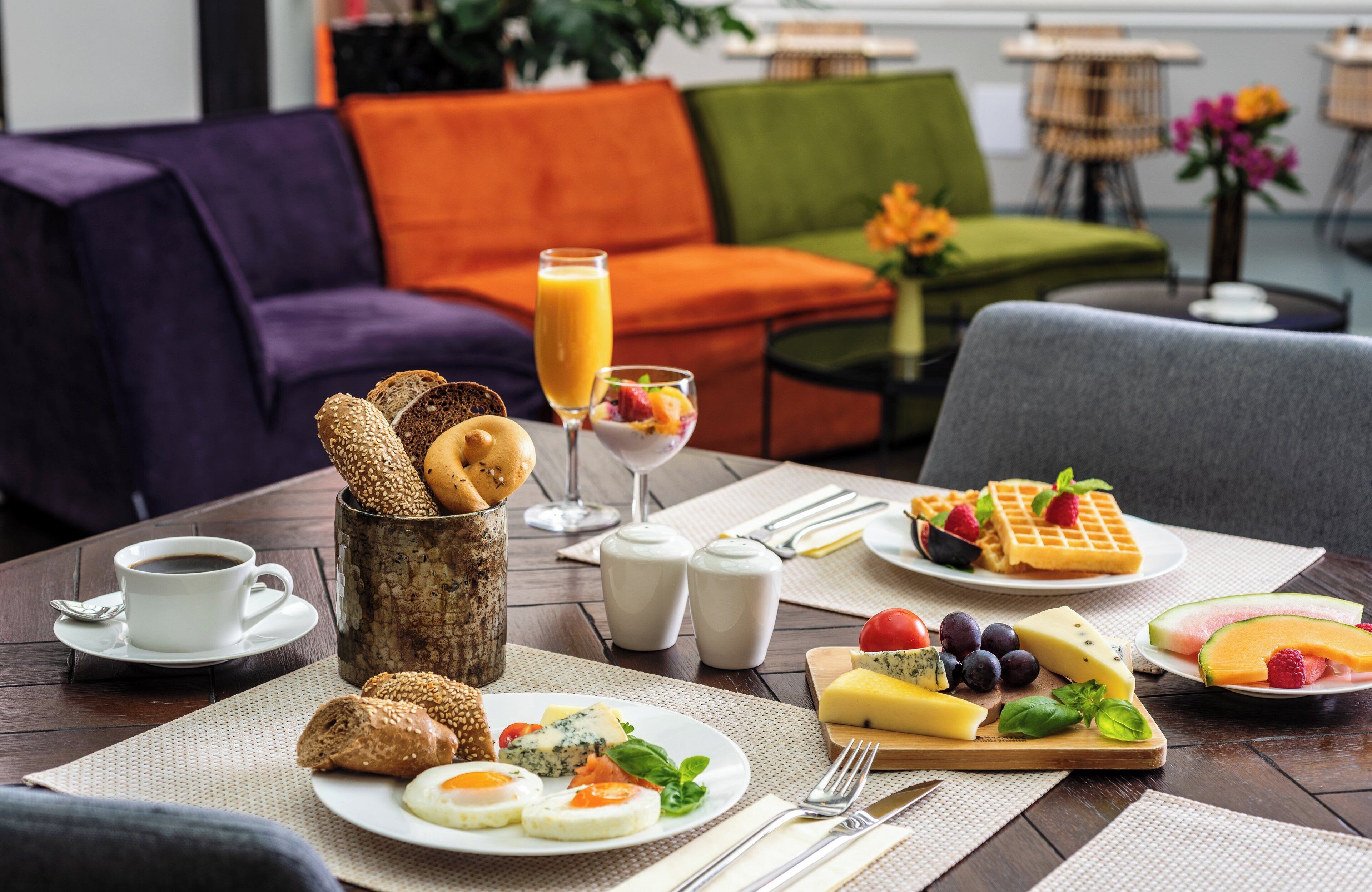 daily buffet breakfast (czk 414 per person)