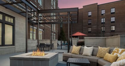 SpringHill Suites Huntsville West/Research Park