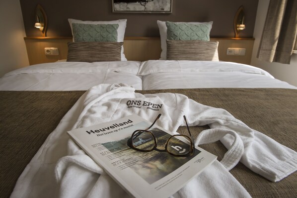 Departamento Deluxe, 1 habitación, cocina | Ropa de cama de alta calidad y caja de seguridad en la habitación 