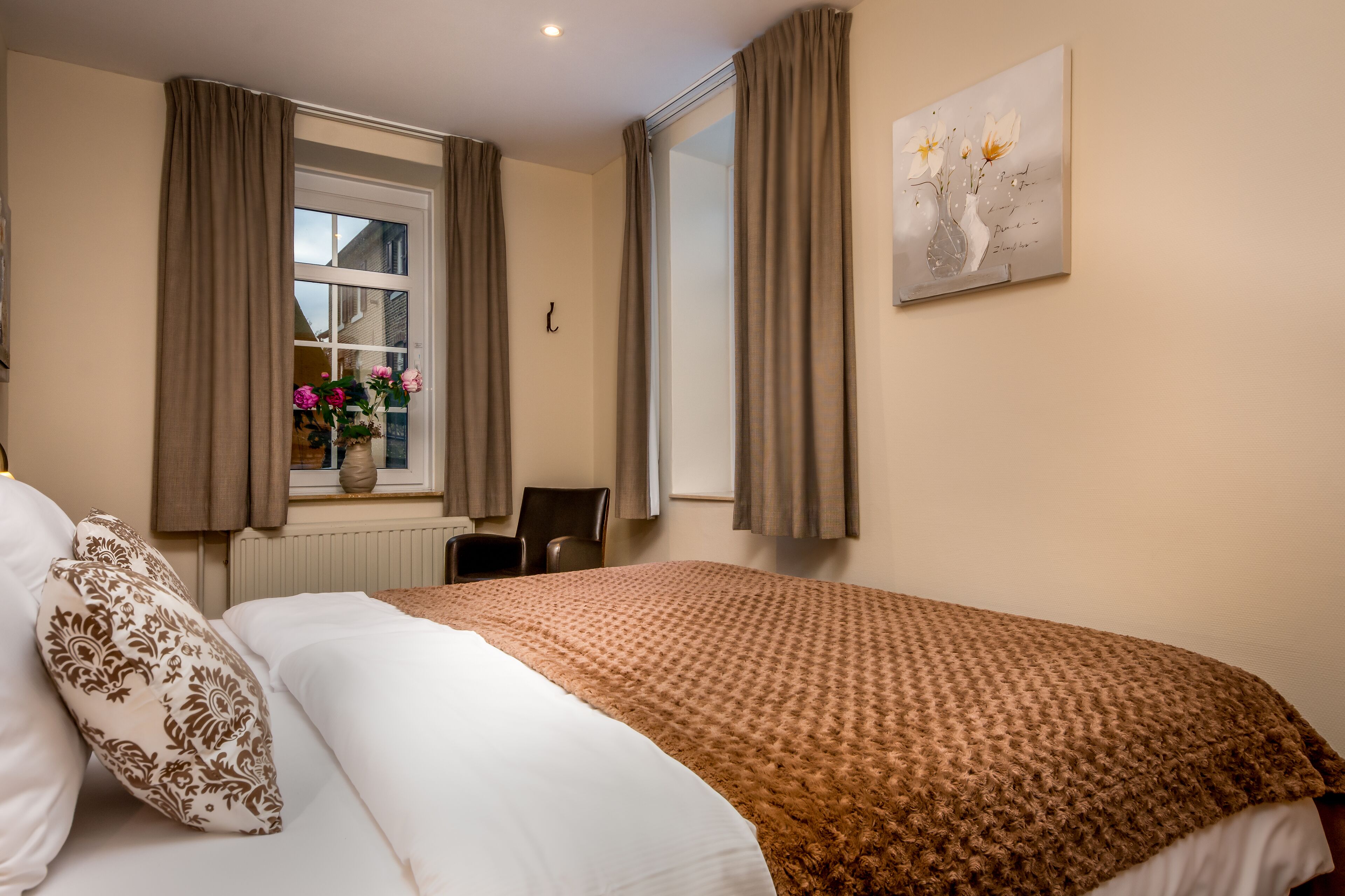 Premium Apartment | Premium bedding, in-room safe, desk, blackout drapes