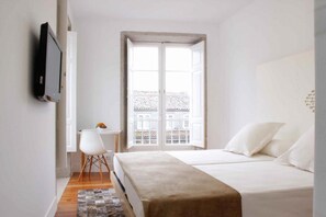 Matelas mémoire de forme, coffres-forts dans les chambres