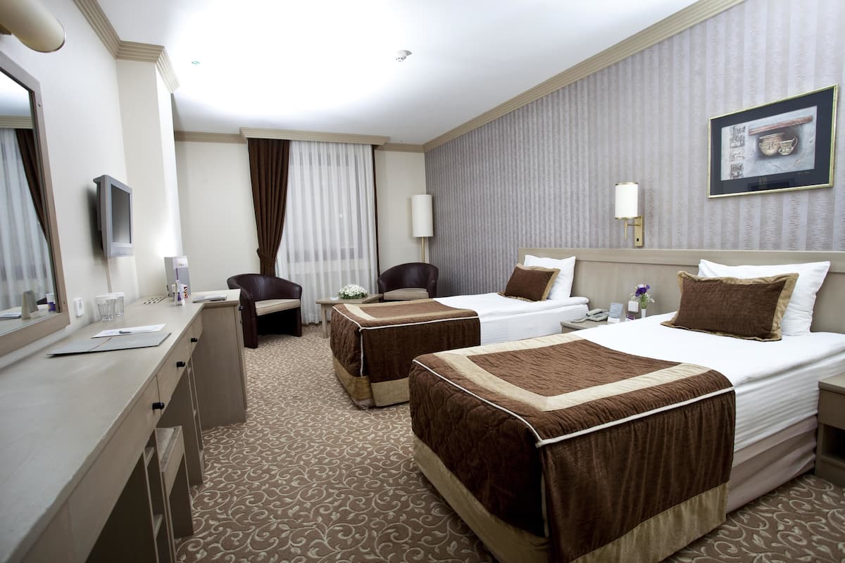 Minibar, in-room safe, desk, soundproofing