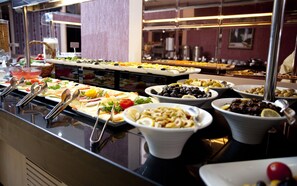 Breakfast buffet - Sergah Hotel (Ankara)