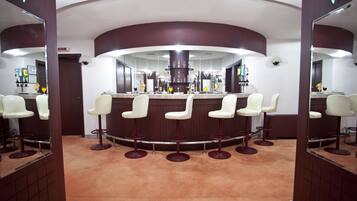 バー (施設内)