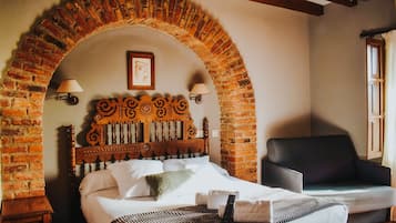 1 bedroom, minibar, in-room safe, desk