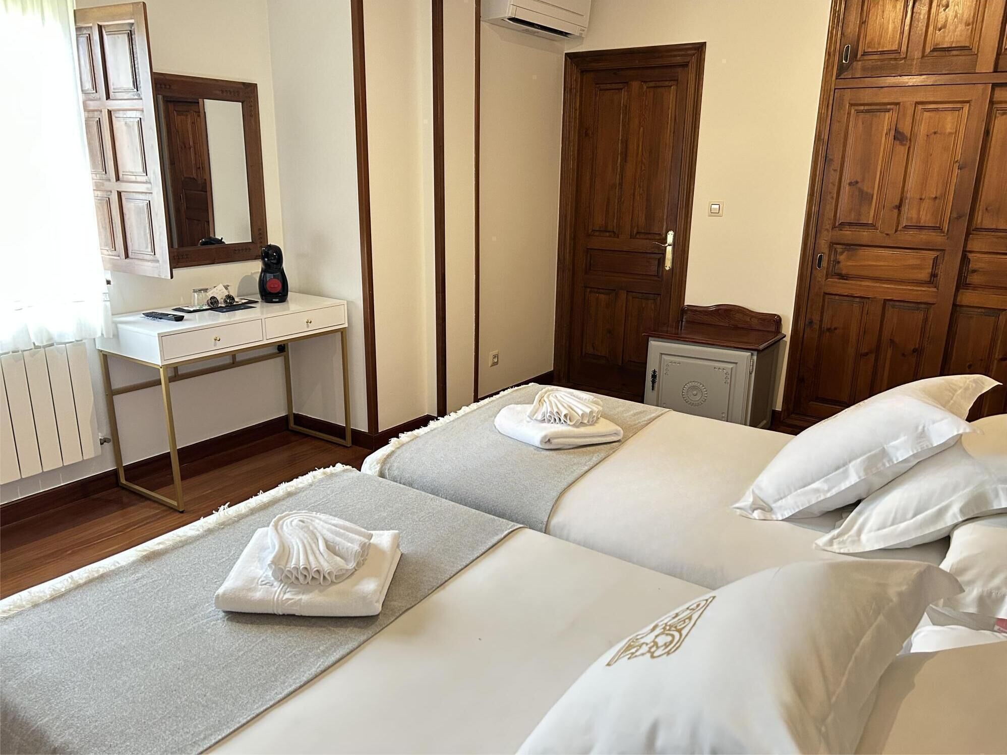 1 bedroom, minibar, in-room safe, desk