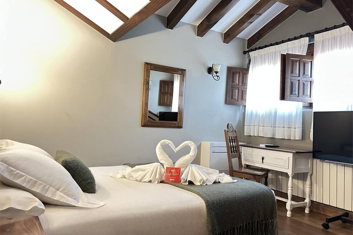 1 bedroom, minibar, in-room safe, desk