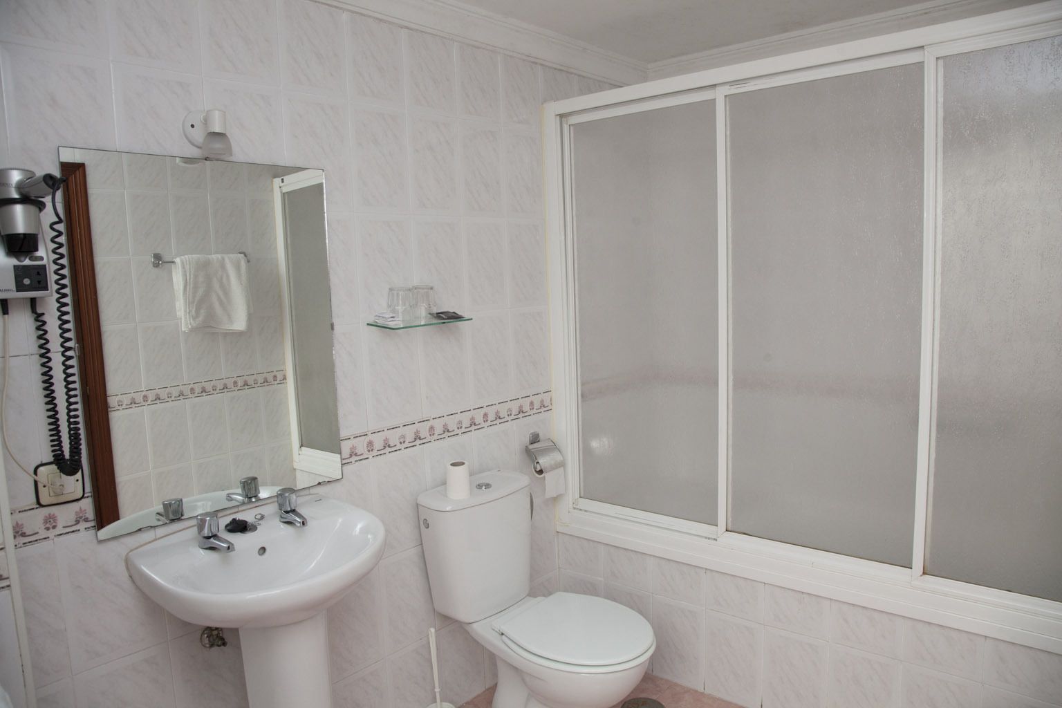 Photo - Hostal París