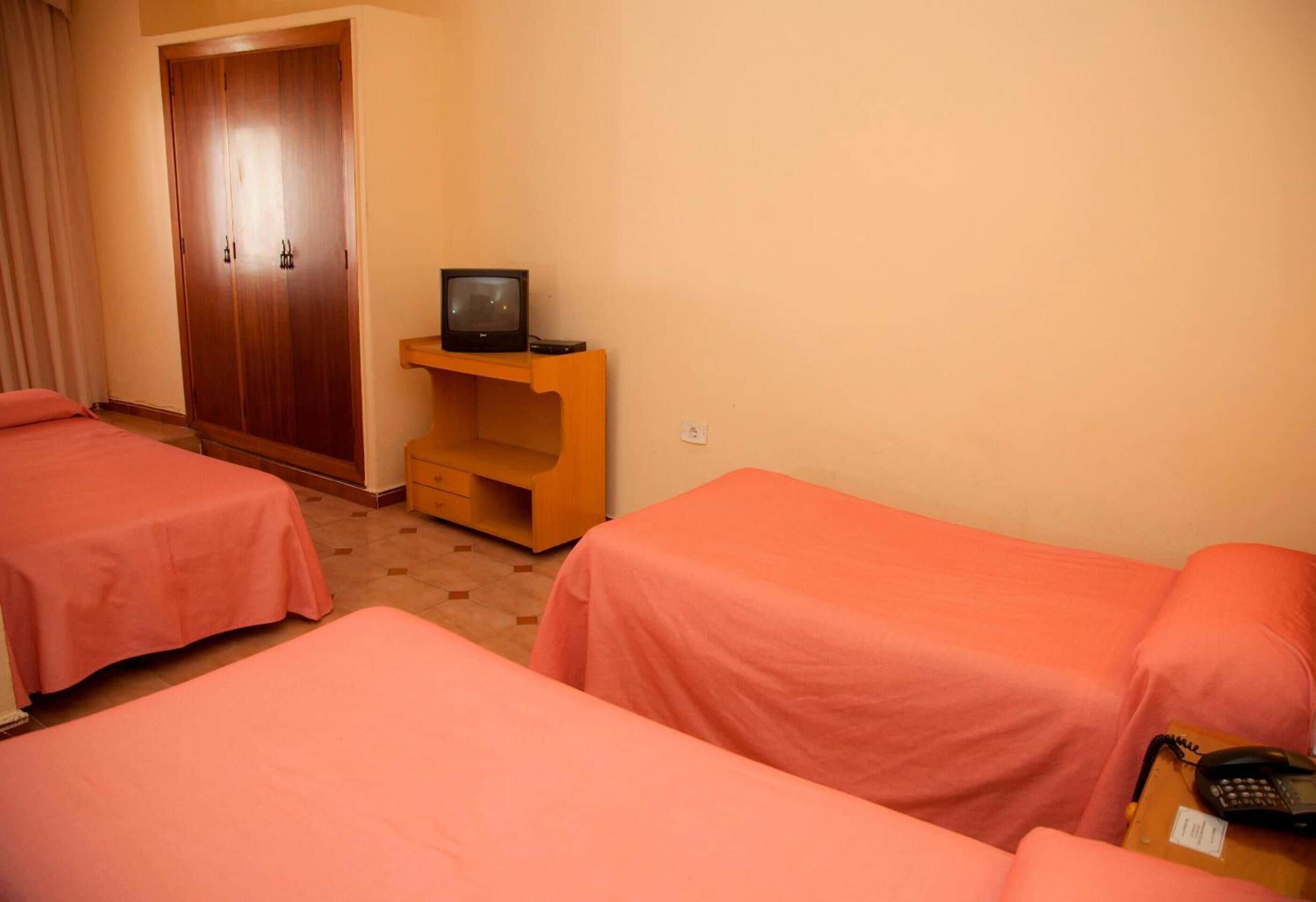 Photo - Hostal París