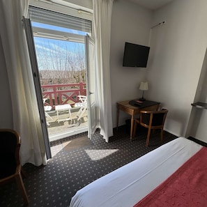 In-room safe, soundproofing, free cots/infant beds, free WiFi