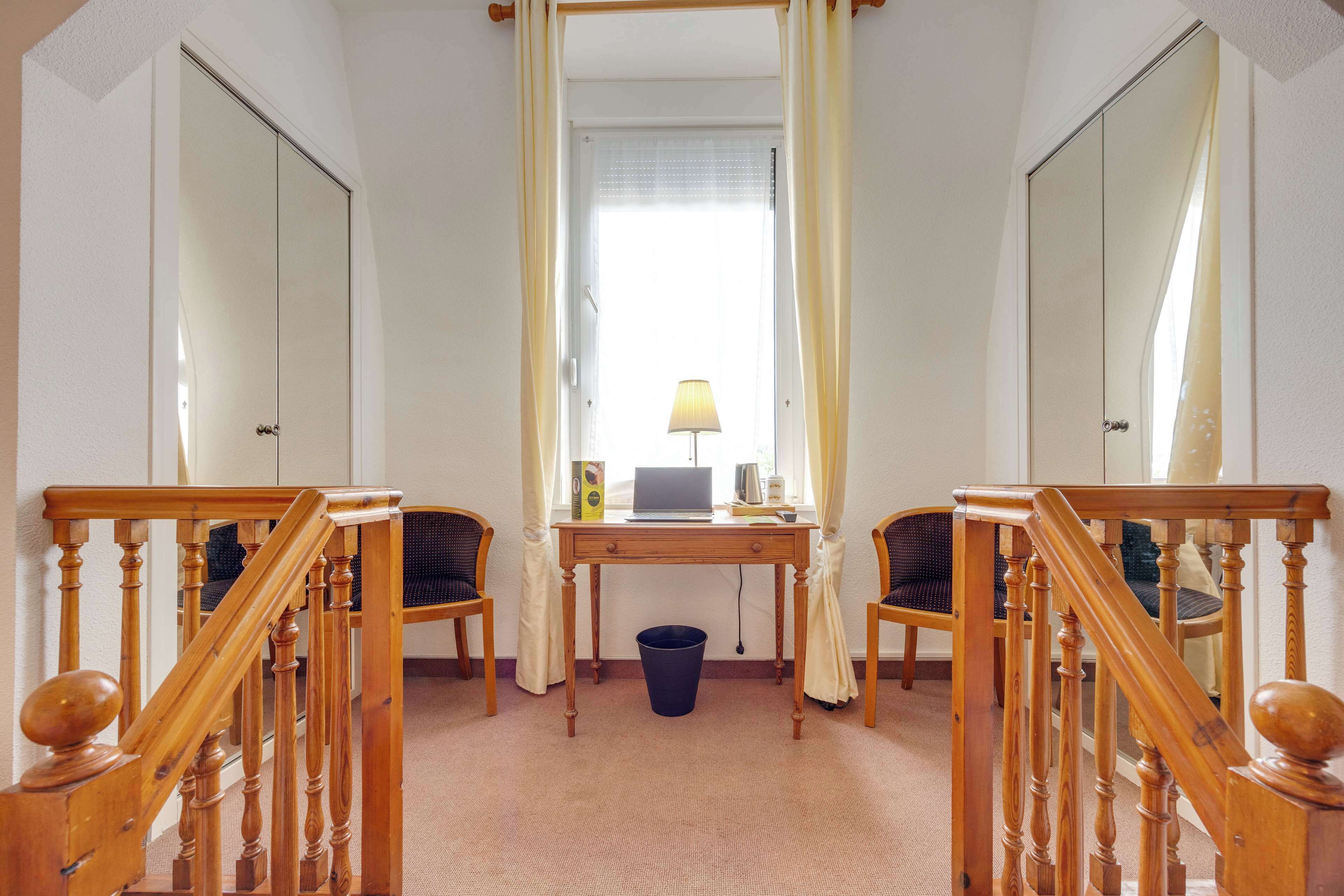 triple room | bathroom | free toiletries, hair dryer, towels