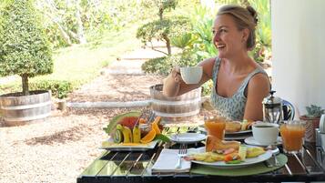 Petit déjeuner continental compris tous les jours