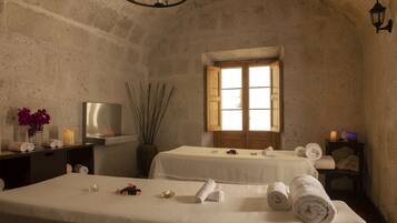 Tratamientos corporales, masajes con piedras calientes