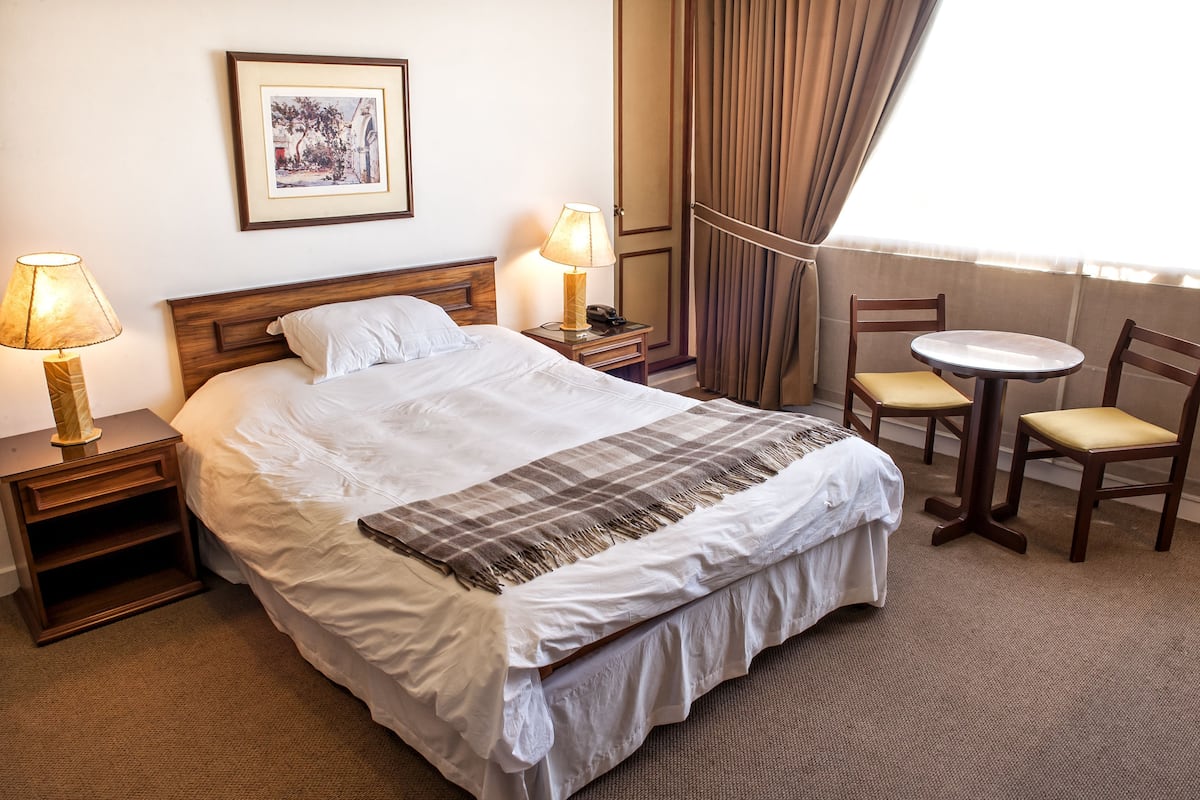 Minibar, in-room safe, free WiFi