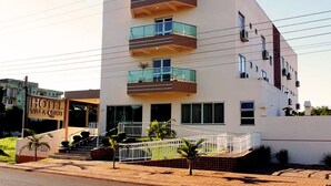 Front of property - Hotel Villa Quati (Foz do Iguaçu)