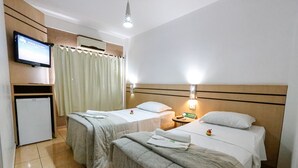 Standard Single Room, 2 Twin Beds, Non Smoking - Hotel Villa Quati (Foz do Iguaçu)