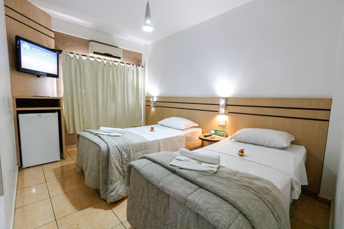 Standard Single Room, 2 Single Beds, Non Smoking