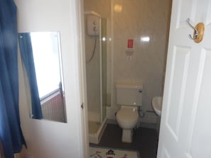 Habitación doble, baño privado | Baño