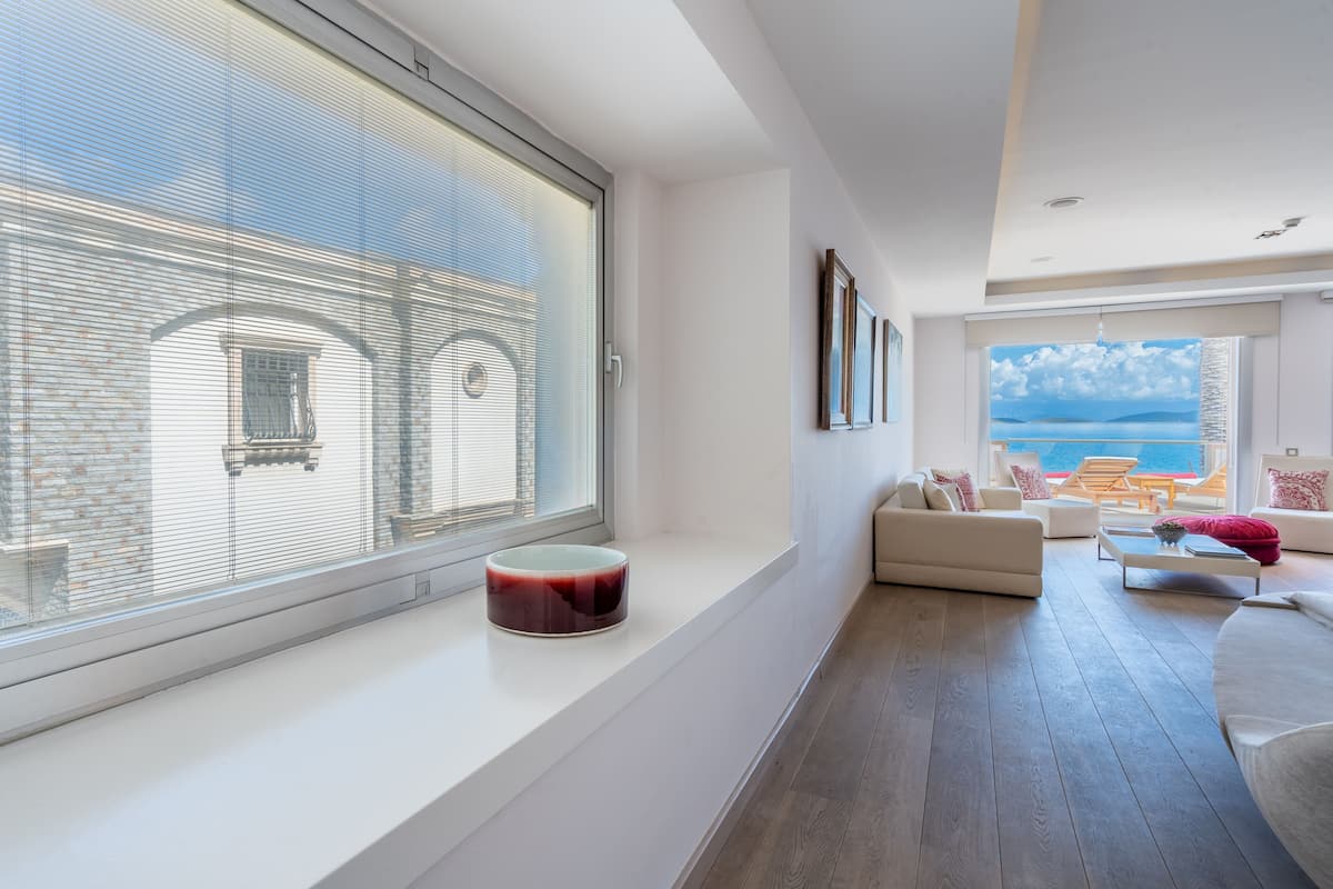 Honeymoon suite, 1 slaapkamer, uitzicht op zee | 3 slaapkamers, lakens van Egyptisch katoen, luxe beddengoed